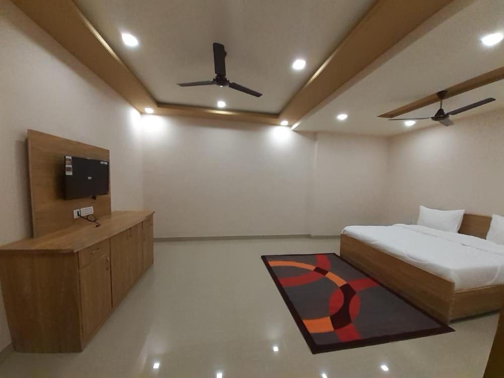 Hotel Bhanwar Niwas Джайпур Екстериор снимка