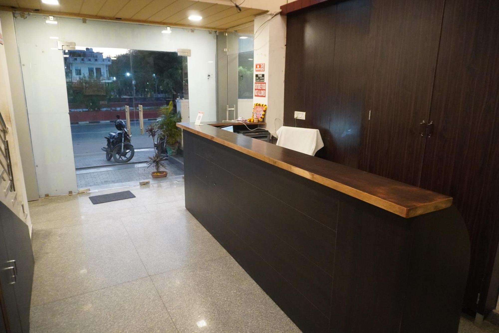 Hotel Bhanwar Niwas Джайпур Екстериор снимка