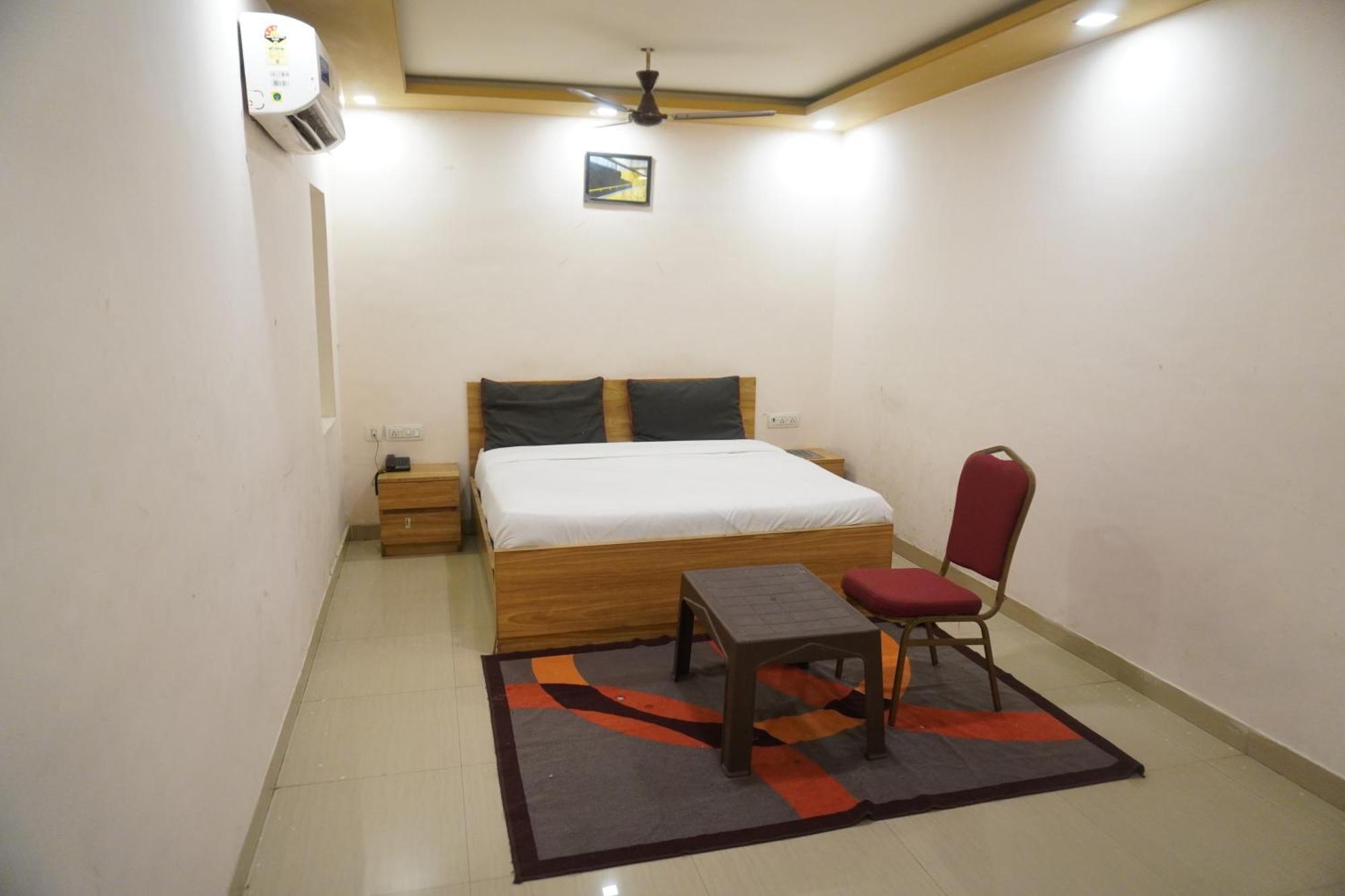 Hotel Bhanwar Niwas Джайпур Екстериор снимка